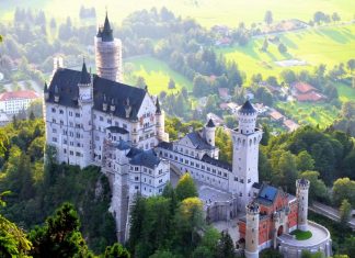 tour du lich duc