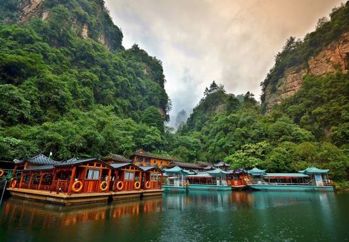 Hồ Bảo Phong, Trung Quốc