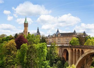 Top 4 nơi nên đi nhất trong tour du lịch Pháp tết 2020