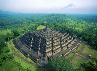 Tour du lịch Indonesia được Duichviet tổ chức đặc sắc như thế nào?